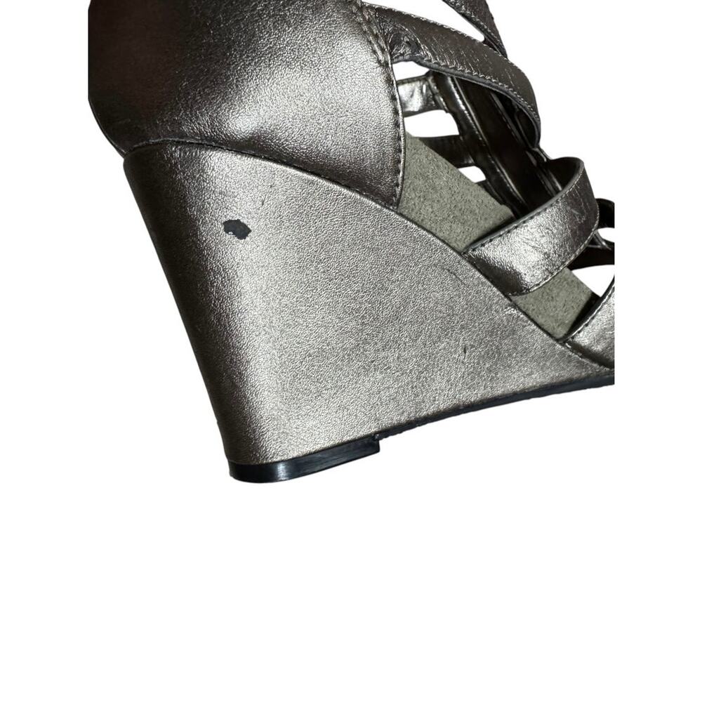 Aerosoles Plush Love Metallic Pewter Wedge Sandals Size 7.5 Comfort Shoes - Picture 12 of 12